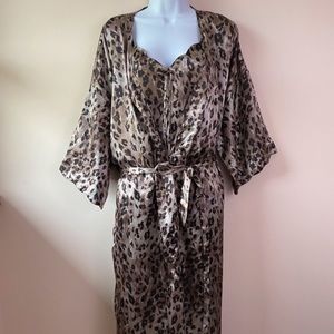 Kensie Leopard Print Satin Lingerie Robe Set 1X